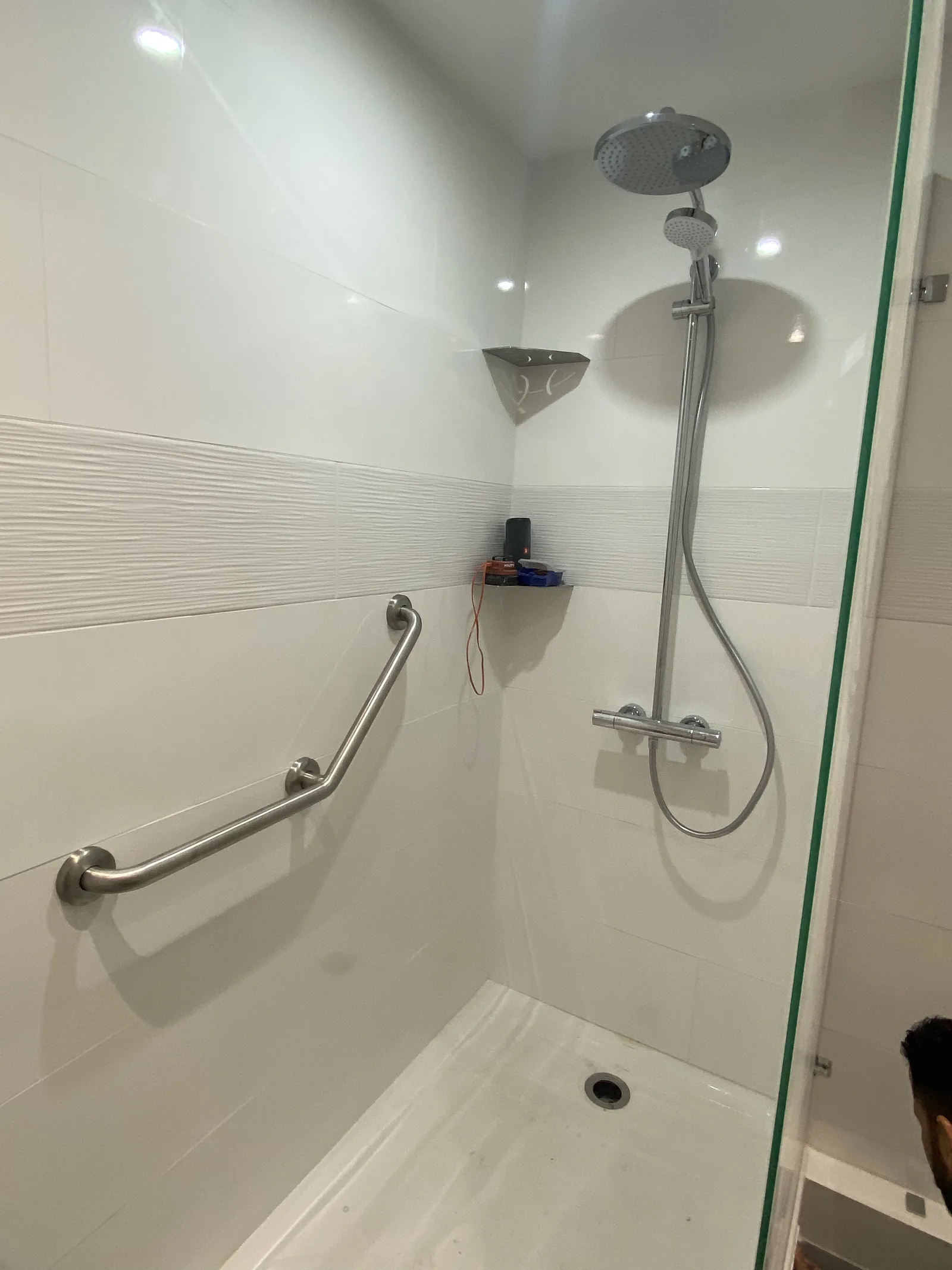 Rénovation de salle de bains — réalisation MNM BTP